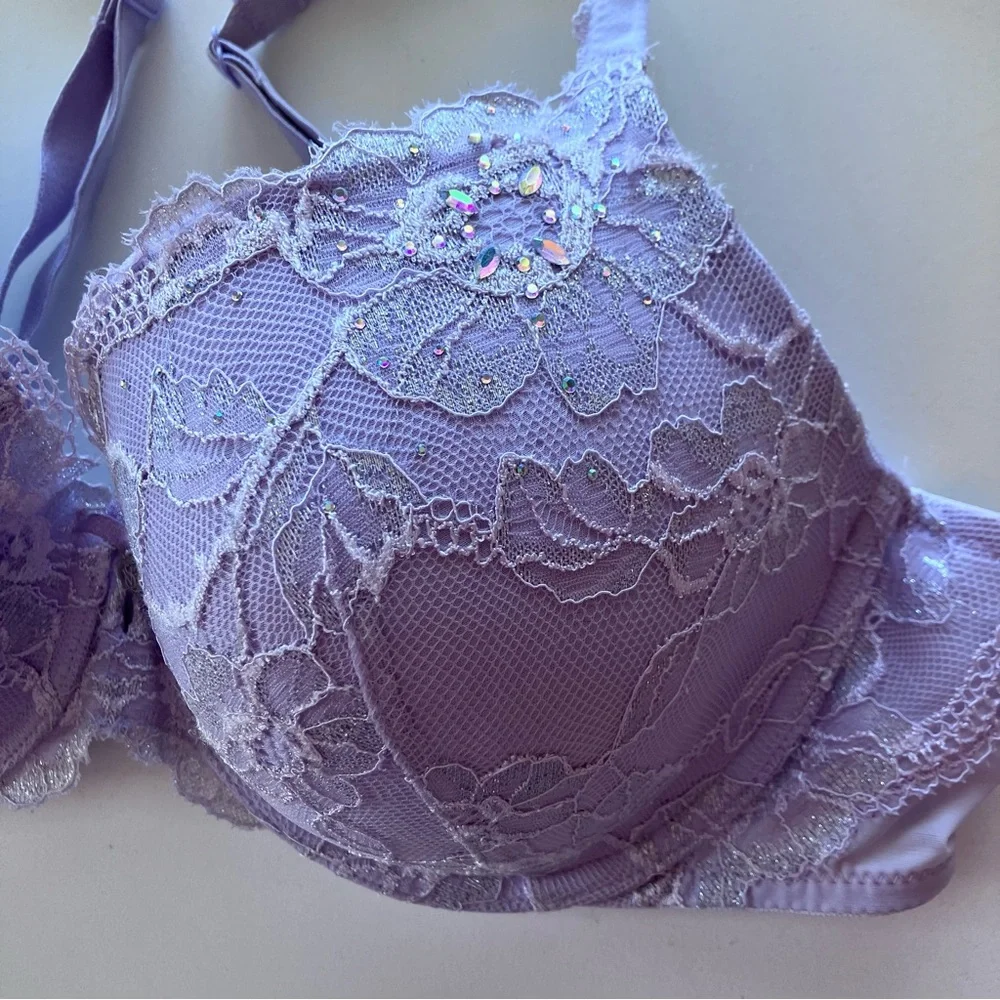 Victoria's Secret Lavender Floral Lace Rhinestone Push Up Bra 38C Shimmer Lilac - Picture 7 of 15